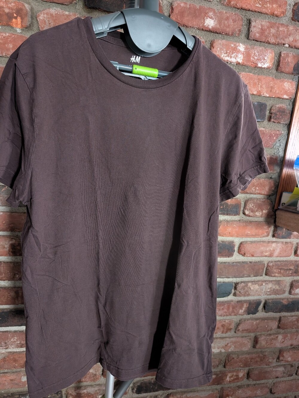 H&M Men's Short-Sleeve Crewneck T-Shirt in Brown
